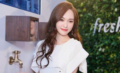 娱乐圈最白的美女,肌肤胜雪的璀璨星光照耀荧屏